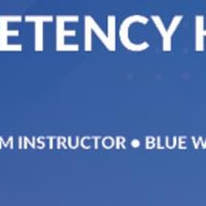 Könnte beinhalten: Eine blaue Grafik mit weißem Text, der lautet: "THE SHRM COMPETENCY HEAVY HITTERS GUIDE." Darunter steht: "PREPARED BY AMANDA WOODS • CERTIFIED SHRM INSTRUCTOR • BLUE WATER HR CONSULTING" und "HOW TO USE THIS GUIDE."