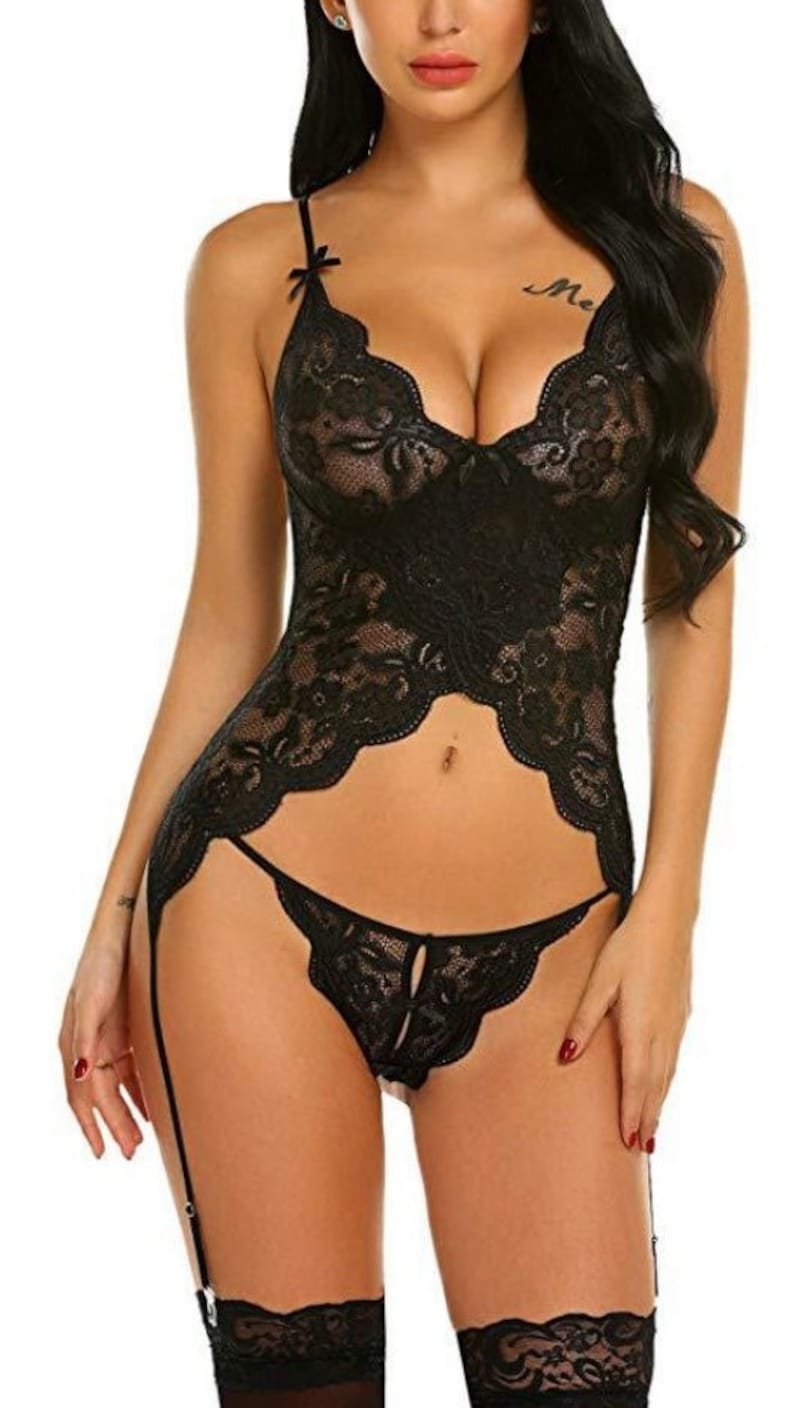 Sexy! Lingerie set all lace with panties Sexy! Lingerie set all lace with panties