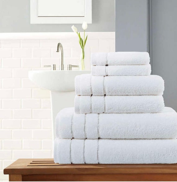Wedding White Bath Towels Set: 2 Bath Towels 2 Hand Towels 2