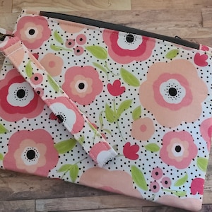Bolso de pulsera, coral, rosa, bolsa de cremallera de pulsera floral de melocotón, mango extraíble, hecho a mano en EE.UU., billetera de tela, bolso pequeño, regalo