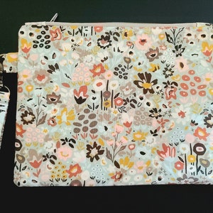 LIQUIDACIÓN - Monedero de muñeca, bolso de muñeca con cremallera, asa extraíble, hecho a mano en Ohio, EE. UU., bolso de moda, billetera de tela, monedero pequeño, bolso de mano