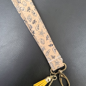 Beach theme wristlet key ring, ocean, wrist clip accessory, Fabric Wrist Lanyard, handmade, key clip, purse key clip, pull tab