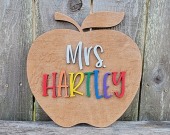 Personalized Teacher Sign, customized Teacher door hanger, Personalized Teacher Appreciation gift, Teacher Classroom Sign, classroom decor