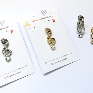 Enamel pin // Treble clef Microphone