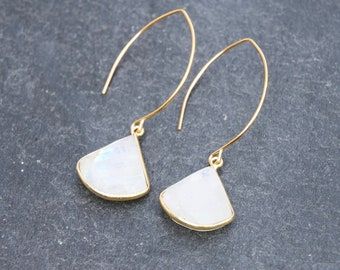Moonstone Gold Bezel Earrings, minimalist gold earrings, moonstone gold earrings, gold threader, dressy earrings, moonstone threader