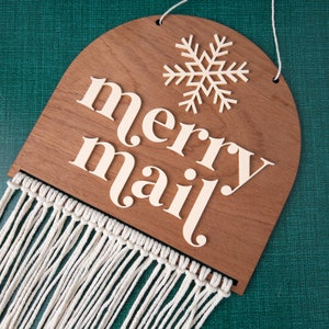 Merry Mail Holiday Christmas Card Display Wall Hanging Arquivo de corte a laser para Glowforge SVG