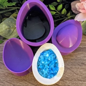 3-in-1 Egg Bath Bomb Mold