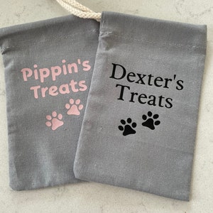 Dog Treat Bags - Personalised Treat Bag - Puppy Training Pouch - Dog Accessories - Treat Pouch - Dog Walking - Paw Prints