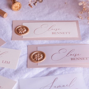 Marque-places pour calligraphie | Marque-places en cire | Marque-places de table d'événement | Marque-places personnalisés | Marque-places pour mariage | Marque-places en vélin