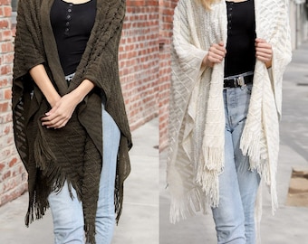 Soft Diagonal Knit Tassel Trim Ruana // Fall Shawl // Autumn Shawl // Autumn Sweater // Fall Sweater Wrap // Fall Kimono