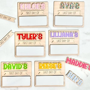 Signo del primer día de clases, signo personalizado de regreso a la escuela para niños, nombres intercambiables, signo reutilizable, prekínder, jardín de infantes, foto prop