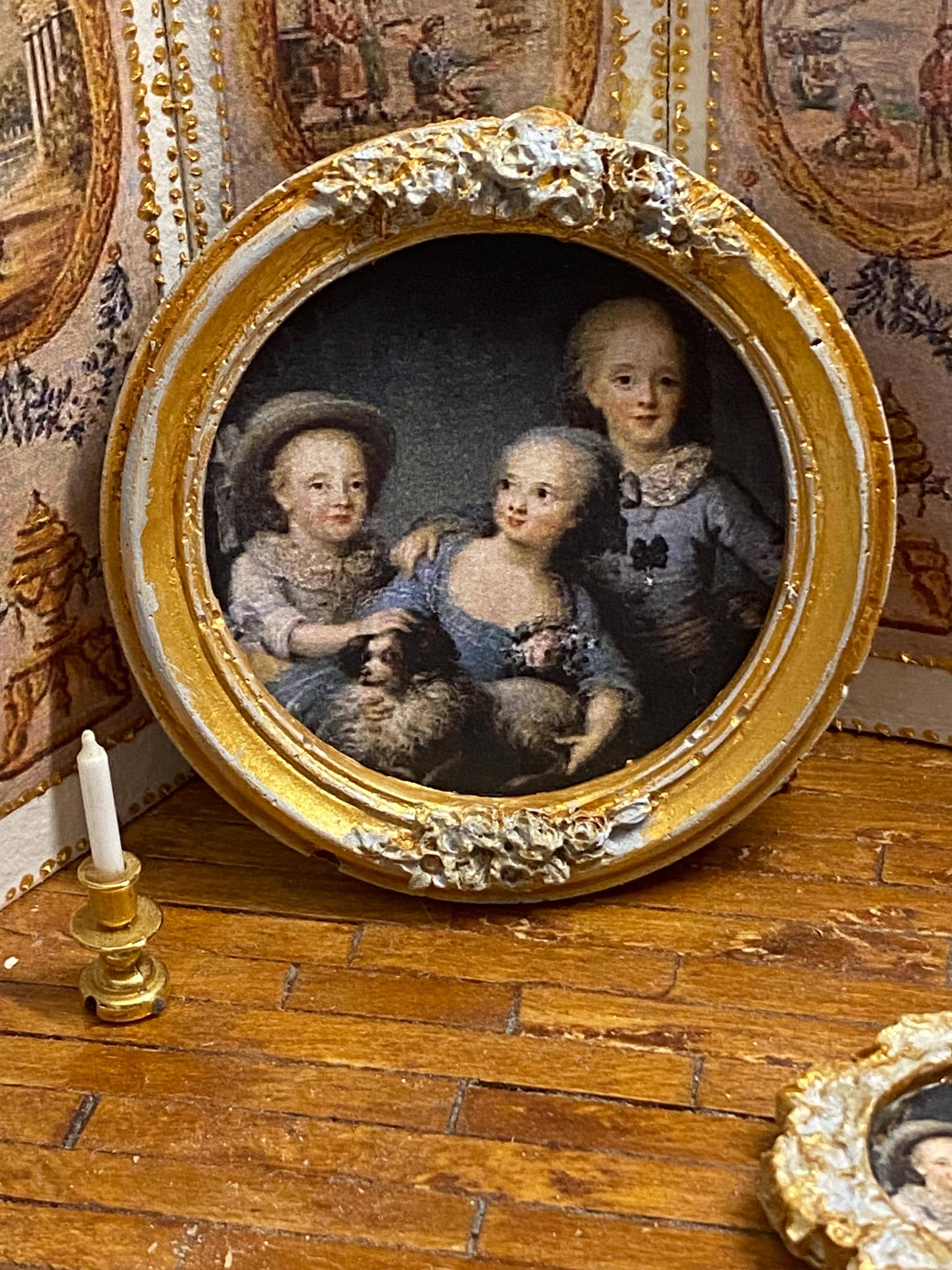 ドールハウス シャルル・ド・フランスの子供たちの肖像画/ドールハウス