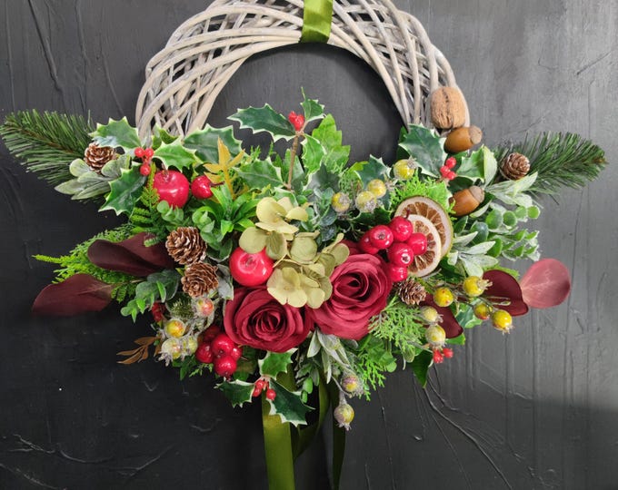 2024 Christmas artificial flowers and greenery handmade door wreath with apples, berries, pinecones and acorns