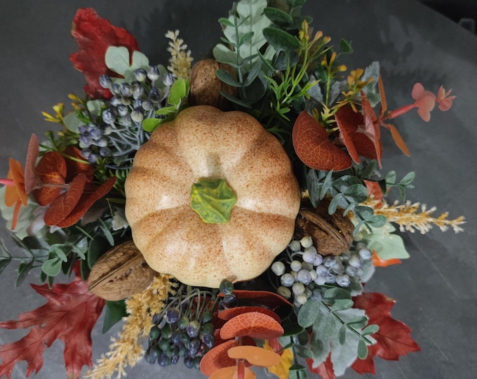 Artificial pumpkin arrangement