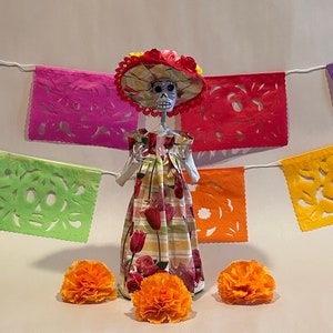 Catrina, Day of the Dead, CATRINA with Hat, Paper Mache, Dia de los Muertos Doll, Day of the Dead Doll,