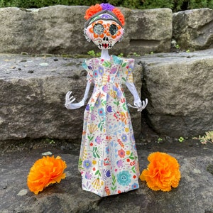 Catrina, Day of the Dead, FRIDA CATRINA, Paper Mache, Dia de los Muertos, Catrina Doll, Frida Doll, Day of Dead Ornament
