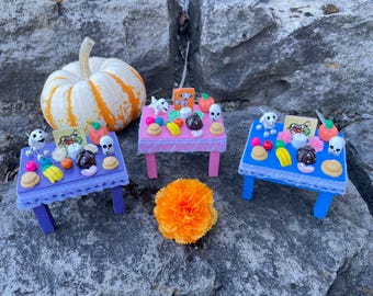 Dog Ofrenda, Dia de los Muertos Dog, Dog Altar, Miniature Day of Dead Dog, Calavera Dog