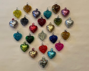BLOWN GLASS HEART Ornament, Heart Ornament, Glass Heart Ornament, Mexican Glass Ornament, Corazon Vidrio Soplado, Hand Blown Glass Heart