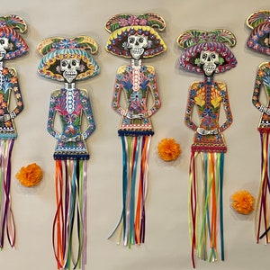 Mexican La Catrina with Ribbons, Tin, Hand Painted Tin Catrina, La Catrina, Day of the Dead Decor, Dia de los Muertos, Catrina Figurine