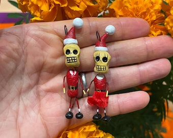 Dia de Natal dos Mortos, Altar Mexicano, Papai Noel Mexicano, Mini Muertos, Mini Enfeites Calavera, Papai Noel em Miniatura