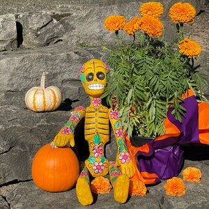 X-Large Paper Mache Mexican Calavera, Yellow, Day of the Dead Skeleton, Dia de los Muertos Ornament, Paper Mache Skull