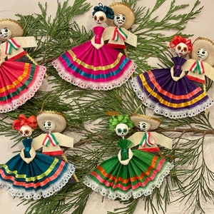 CORN HUSK Catrin and Catrina Mariachis, Set of THREE, Bright Colors, Mexican Angel, Day of the Dead, Mexican Ornament, Christmas in Mexico