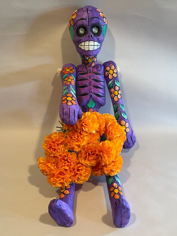Calavera Mexicana de Papel Maché X-Large Púrpura Oscuro - Etsy España Calavera Mexicana de Papel Maché X-Large Púrpura Oscuro - Etsy España