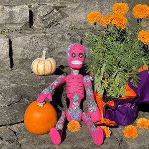 X-Large Paper Mache Mexican Calavera, Peach/Pink, Day of the Dead Skeleton, Dia de los Muertos Ornament, Paper Mache Skull