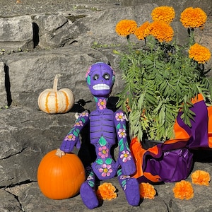X-Large Paper Mache Mexican Calavera, Dark Purple, Day of the Dead Skeleton, Dia de los Muertos Ornament, Paper Mache Skull