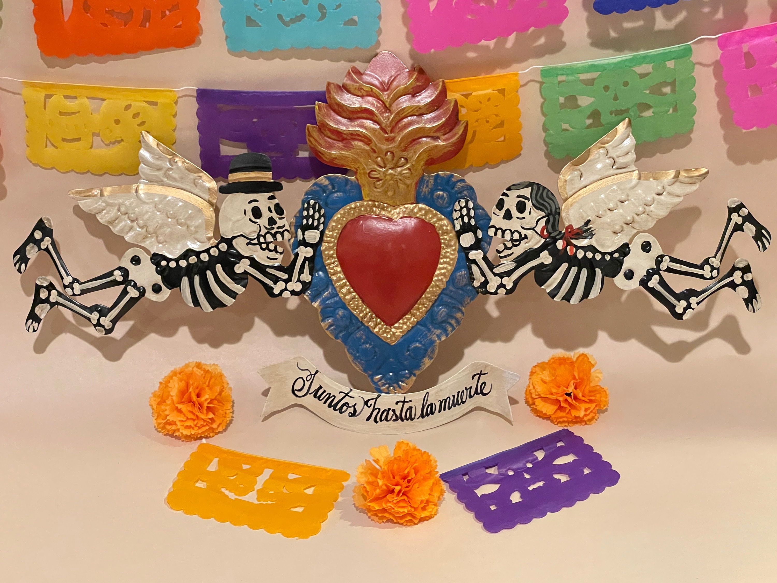 dosa ドーサ garland of hearts dosa Garland of Hearts – LACMA Store