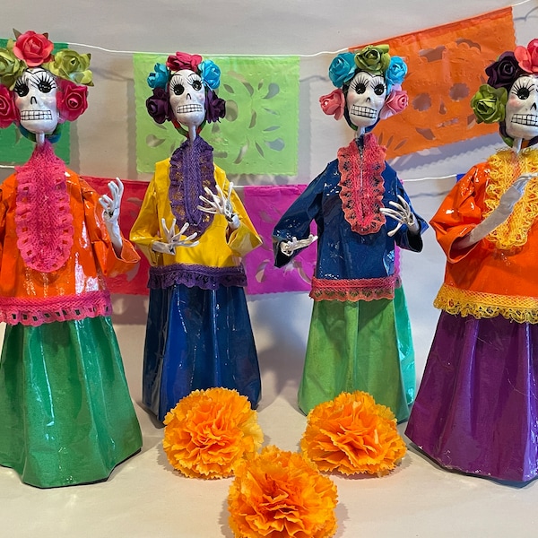 Catrina, Jour des Morts, FRIDA CATRINA, Papier Mache, Dia de los Muertos, Poupée Catrina, Poupée Frida, Ornement du Jour des Morts