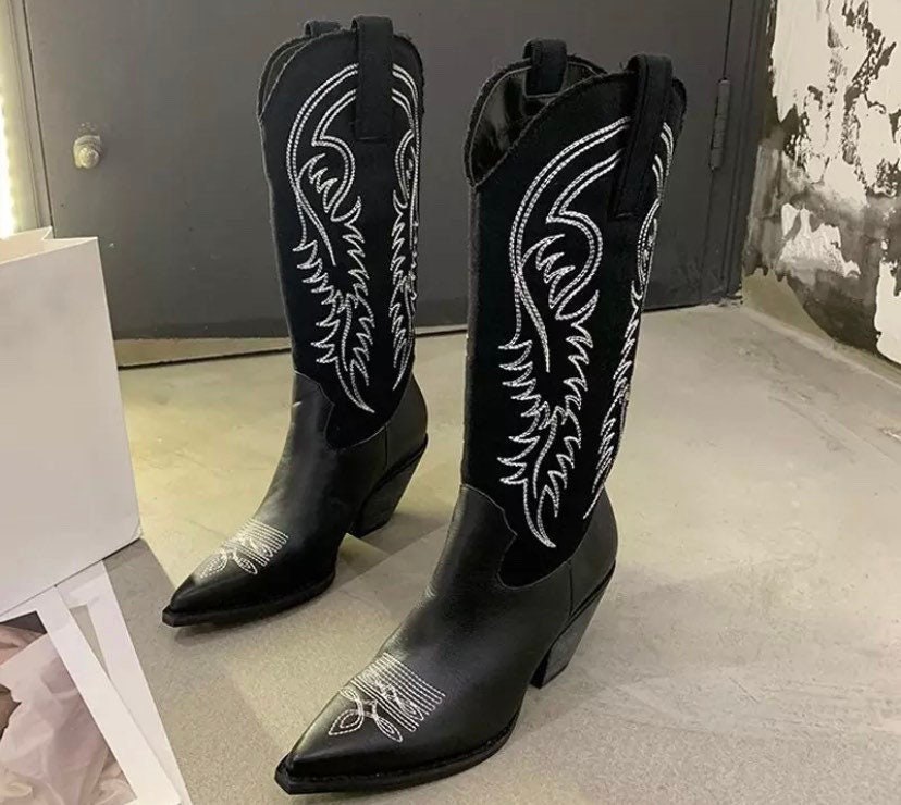 Schoenen Herenschoenen Laarzen Cowboy & Westernlaarzen Mannen Black Slip on Dress Faux Suede lederen schoenen stijl Bert Zwart 