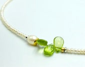 Peridot Perlen Kette, Silber bicolor