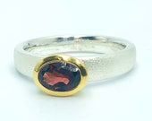 Granat Silber Ring bicolor, oval
