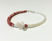 delicate bracelet with pearls, rodocrosite, rose quartz and silver