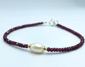 Garnet bracelet with pearl, silver bicolor