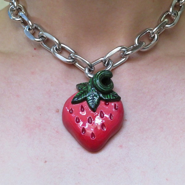 Collier fraise - style féerique - cottagecore - pendentif fruit - tarte - harajuku - bijoux artisanaux - accessoires originaux - punk