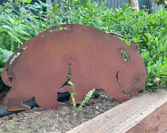 Wombat Garden Stake - Australian Made Rusted Metal Garden Art