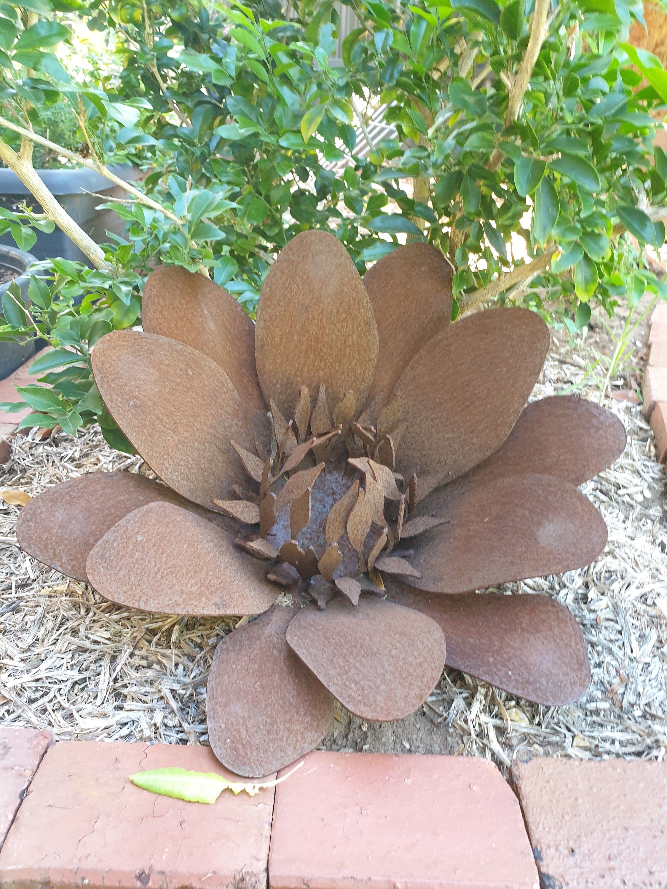 Flower Garden Art Rusty Flower Garden Ornament Flower Etsy