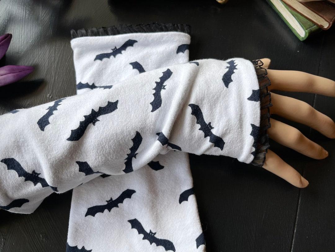 Gauntlets Small Bats Bats Hand Warmers Armguards Arm - Etsy