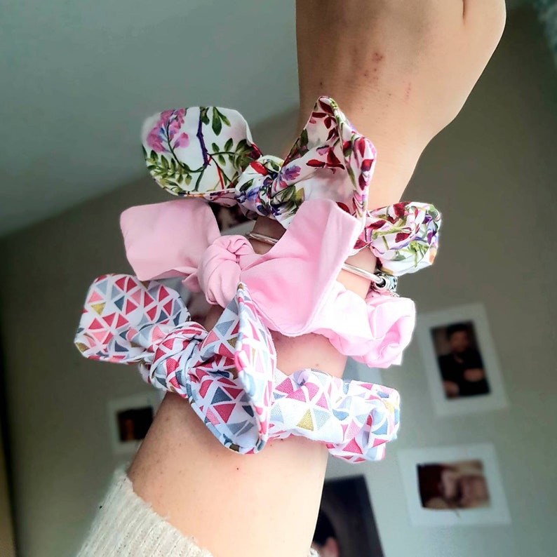 Scrunchie bunny ears Cute Scrunchie pack Floral Scrunchie Gift Set Pink Scrunchie Set of 3 Hair Bow Scrunchie Pretty Scrunchies Women