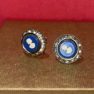 Vintage clip on earring