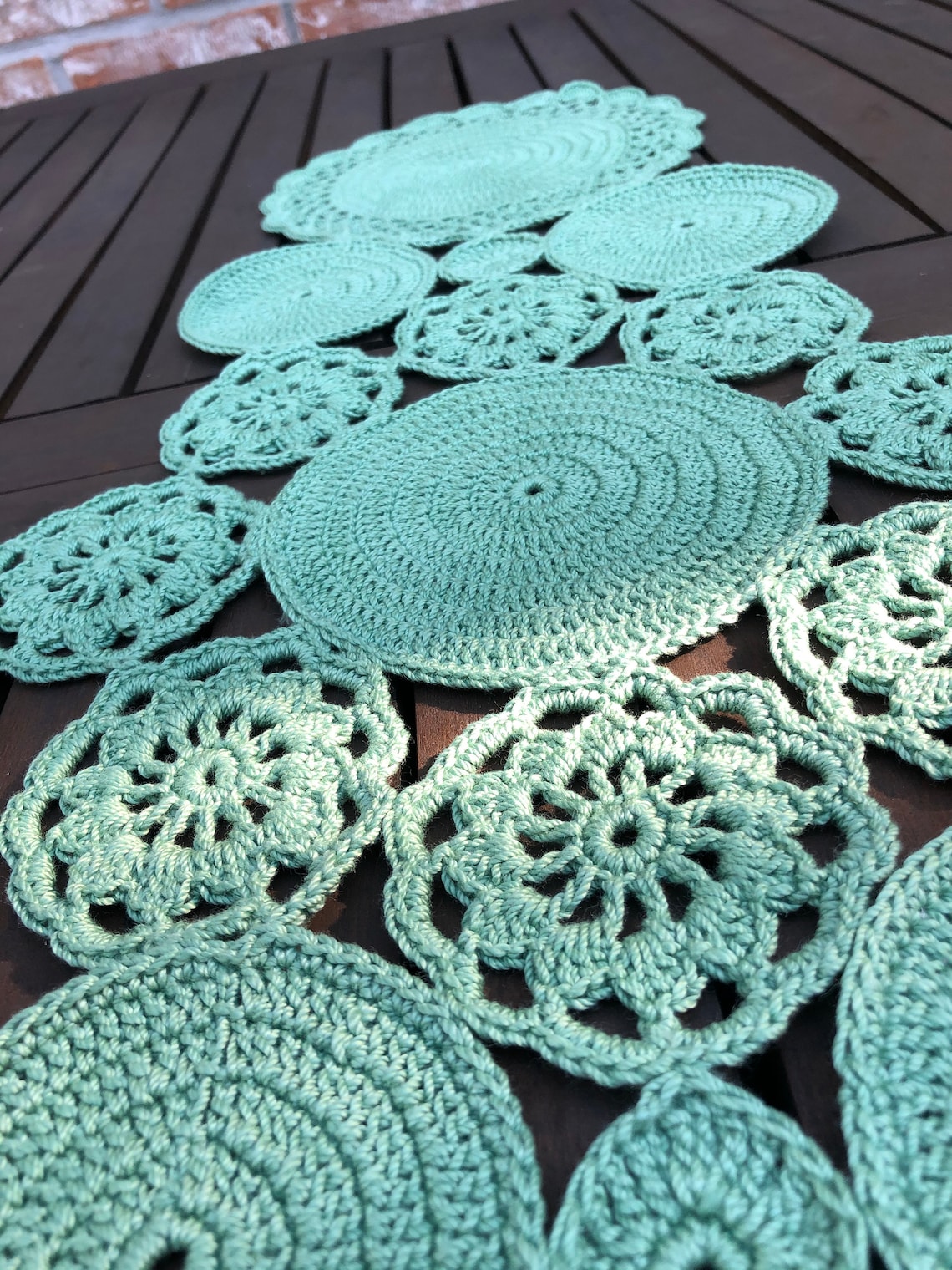 Crochet Table Runner Circles Crochet Motif Table Runner Pattern