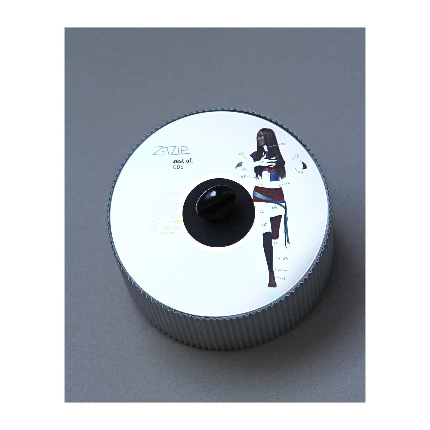 Caja hecha con un CD compartimentos extraíbles | Etsy