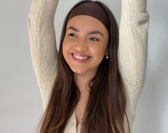 Opaska jedwabna, szeroka opaska do włosów, akcesoria do włosów dla kobiet, opaska do jogi, stylowe opaski do włosów, trendy w opaskach, fryzura IT Girl