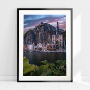 Stampa Fine-Art Architettura, Antica Cittadina Belga, Dinant, Carta Fotografica di Qualità Museale, Wall Art, Wall Decor, Paesaggi e Natura