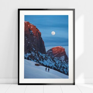 Stampa Fine-Art con Paesaggio Invernale di Montagna, Carta Fotografica di Qualità Museale, Wall Art, Wall Decor, Luna, Tramonto, Enrosadira