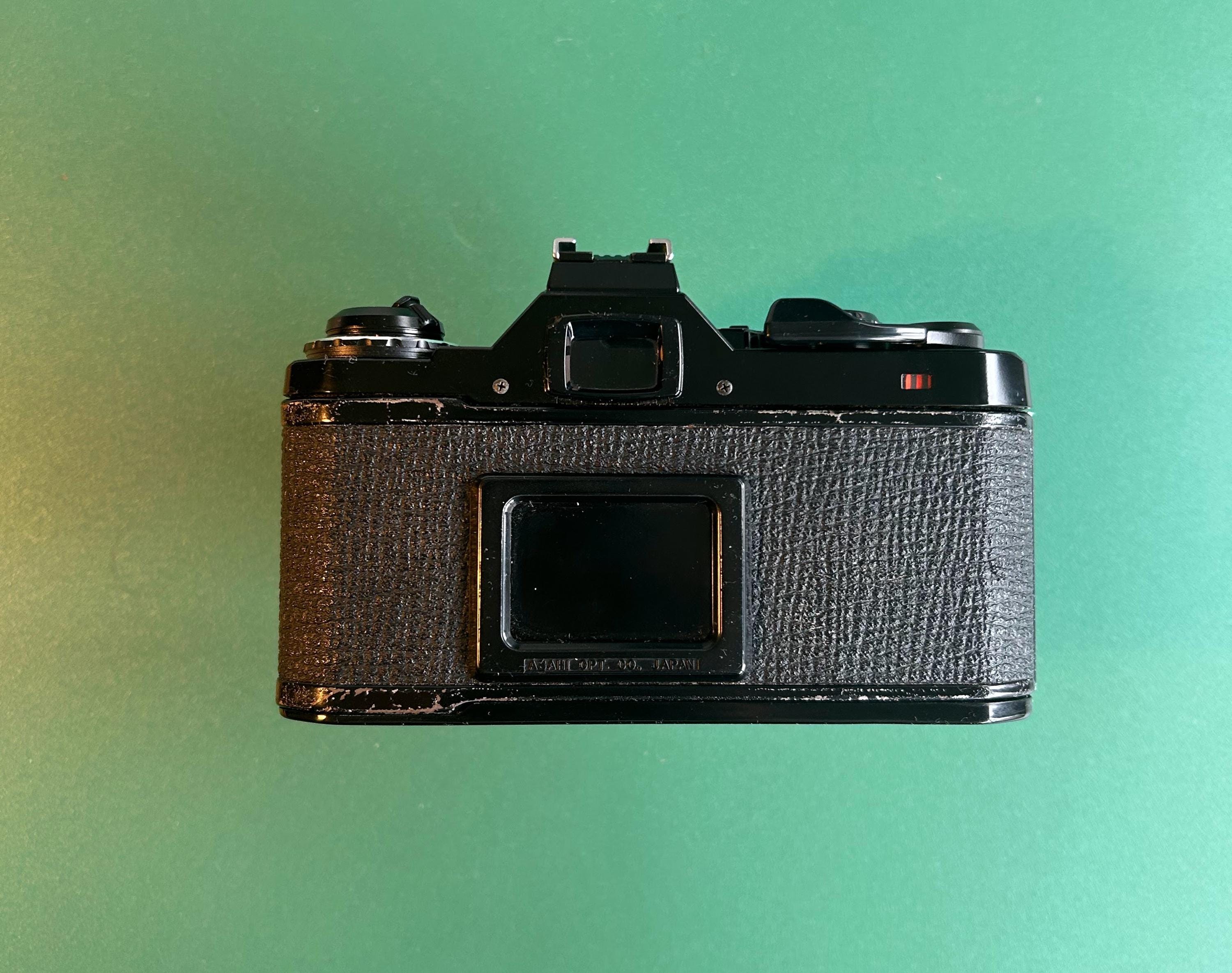 ブラックペンタックス ME スーパー：28mmレンズ搭載のヴィンテージ35mm