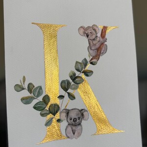 Letra K del alfabeto de koala en acuarela, original y hecha a mano. Puedo crear cualquier animal de tu preferencia con cualquier letra.