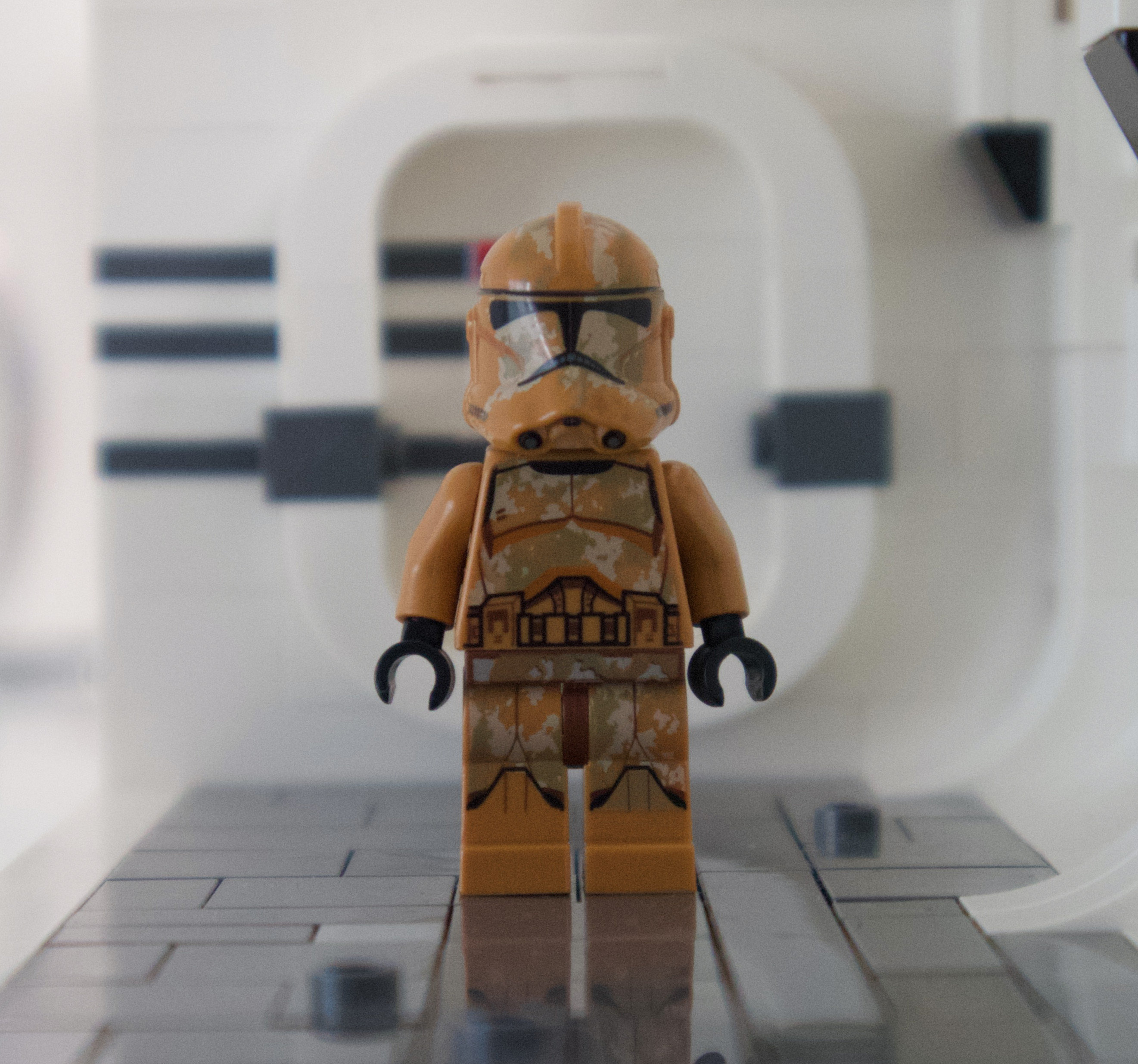 Lego Star Wars Lot of 2 Geonosis Clone Trooper and Airborne Trooper Replica 
